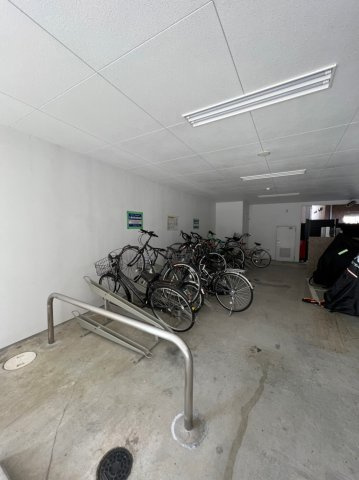 M・Mレジデンス(旧:MiCLA　MAKANA)　名古屋市賃貸　仲介手数料無料の駐車場