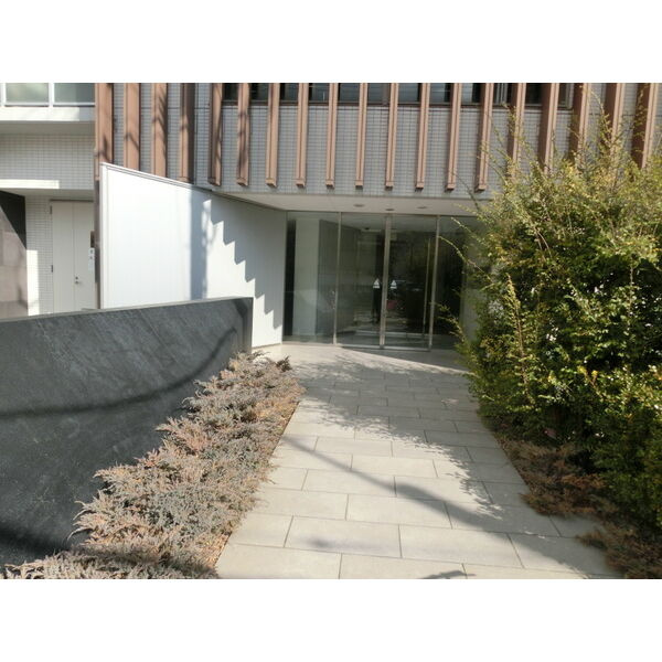 N.S.ZEAL東別院中駒ビル　名古屋市賃貸　仲介手数料無料のエントランス