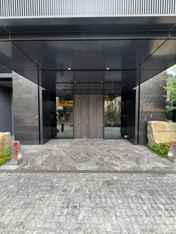 グランドメゾン大須ザ・タワーのエントランス