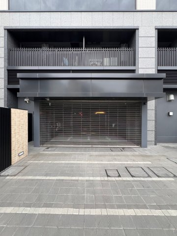 グランドメゾン大須ザ・タワーの駐車場