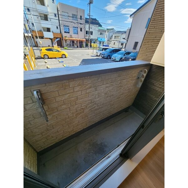グリーンリーフ名城清水　名古屋市賃貸　仲介手数料無料のバルコニー