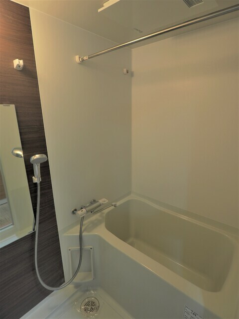 コスモナーレ千種の浴室