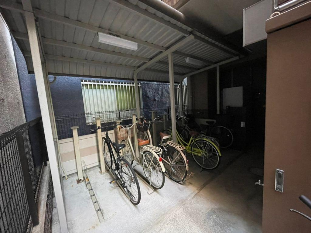 ニーズメゾン新栄　名古屋市賃貸　仲介手数料無料の設備|駐輪場