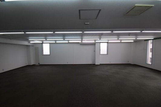 コイズミデザインビルの内装