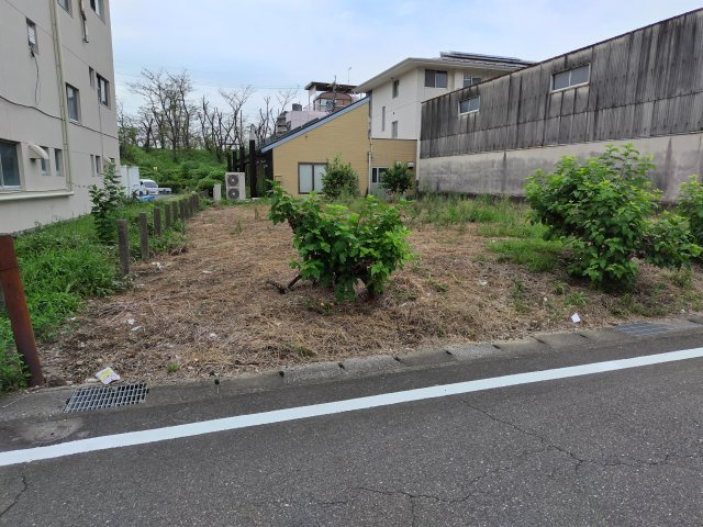 ６３９０５　岐阜市雄総桜町４丁目土地の外観