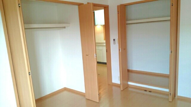 ローズアイズの収納