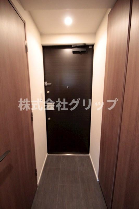 ザ・パークハビオ横浜関内の玄関