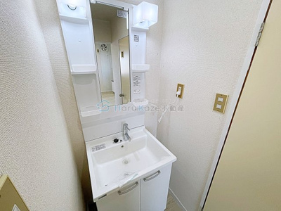 【独立洗面台】 | MKマンション【名古屋市賃貸・ワンフロア2戸】