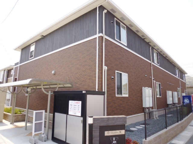 倉敷市林のアパートの外観