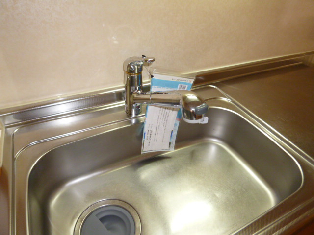 倉敷市東塚４丁目のアパートのキッチン