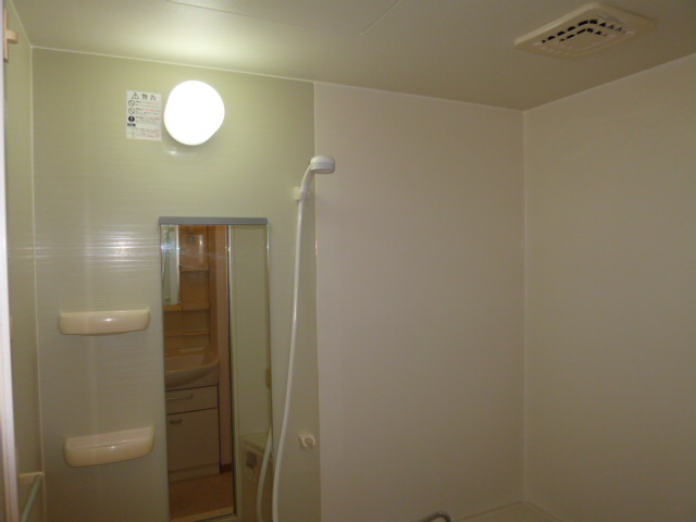 倉敷市東塚４丁目のアパートの浴室