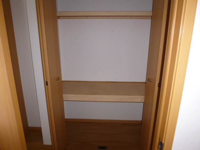 倉敷市東塚４丁目のアパートの収納