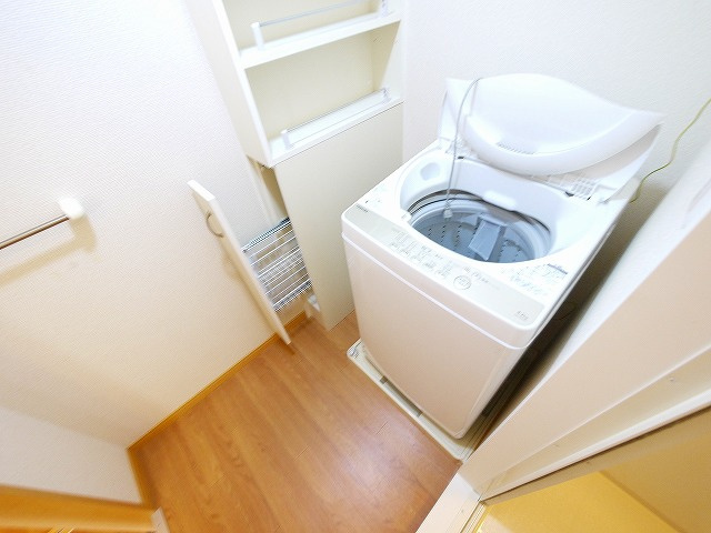 レオパレスヴィラージュＥの設備|室内洗濯機置き場