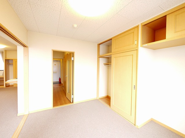 レオパレスヴィラージュＥの寝室|寝室にいかがでしょうか