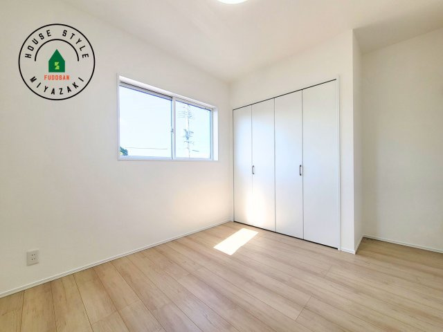 FelidiaGarden　宮崎市郡司分(2号棟）の子供部屋|穏やかな光が差し込む室内には、穏やかな時間が流れます。