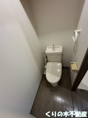 【トイレ】 | フィネス今治 | 落ち着いた色調のトイレです