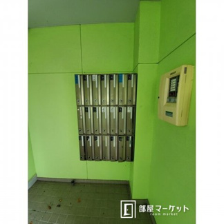 【エントランス】