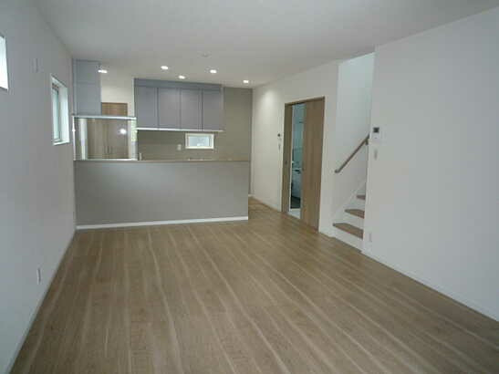 【居間・リビング】