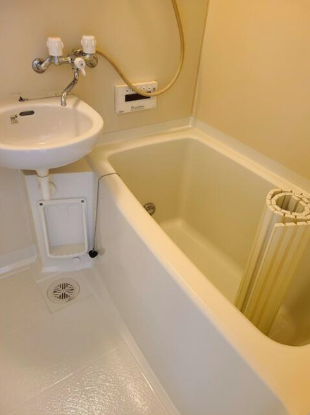 ハイツ本山南の浴室