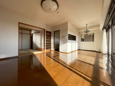 【居間・リビング】 | イトーピア千里万博公園