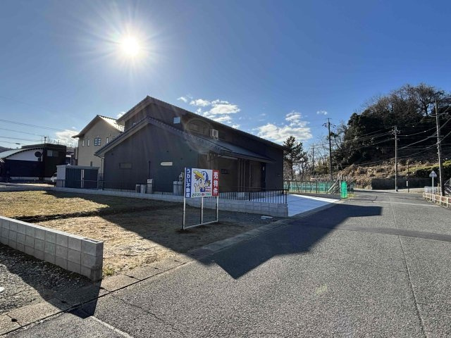 4区画分譲地　中川原2丁目　A区画の前面道路含む現地写真