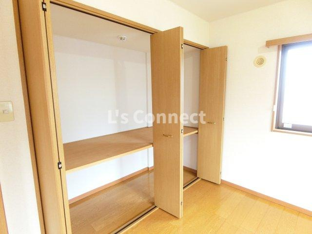 【収納】 | ＣＡＳＡ－Ｓ | 奥行きのある収納でお荷物もすっきりしまえます。