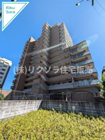 ライオンズマンション住道の外観|新しい生活にいかがでしょうか？外観はお住まいの顔になります。こだわりたいポイントですね。水回りリフォームやリノベーションも承ってます。
■現地見学・資金計画相談・住宅ローン相談もお問合せ受付中■