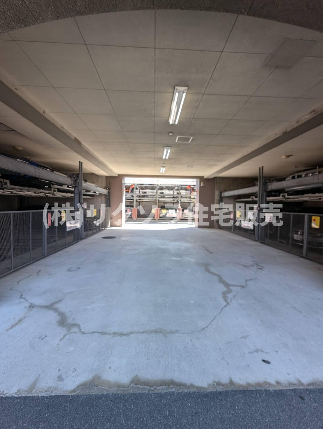 ライオンズマンション住道の駐車場|■物件内覧・資金計画相談・住宅ローン相談、リフォーム相談、お問合せ受付中■
※当日・翌日のご内覧、ご相談はお電話でのお問合せがスムーズです！