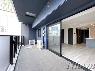 【バルコニー】 | グランパセオ名駅那古野 | 外からの目が気にならないバルコニーで洗濯物が干せます