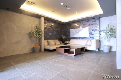 【ロビー】 | グランパセオ名駅那古野 | 落ち着いたロビーです