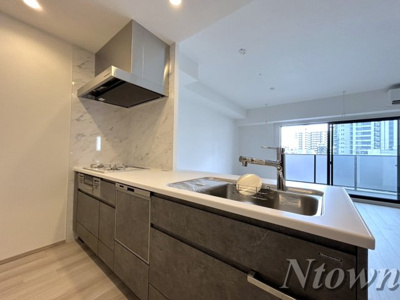 【キッチン】 | グランパセオ名駅那古野 | キッチンで掃除もラクラク