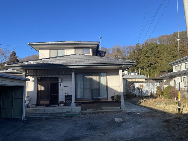 伊那市美篶　中古住宅の外観