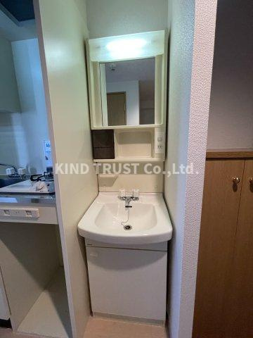 エスリード同心第3の洗面所|忙しい朝には欠かせない洗面所です