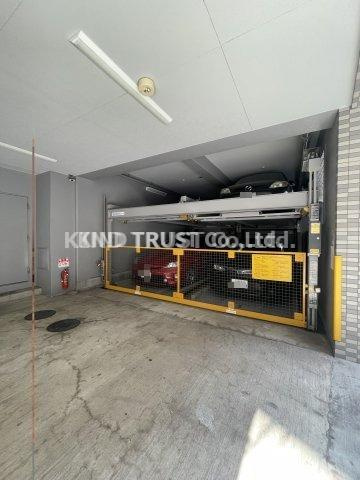 エスリード同心第3の駐車場|駐車場があるので、車を買う予定の方も安心です