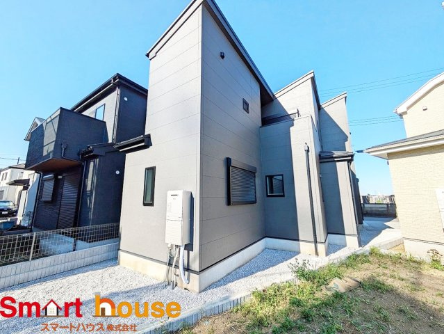 相模原市中央区東淵野辺　新築1棟の外観|オシャレな外観は、人の目を引くだけではなく自慢したくなりますね！植木を置いたりアレンジは、自由です。自分の好みに仕上げましょう♪
