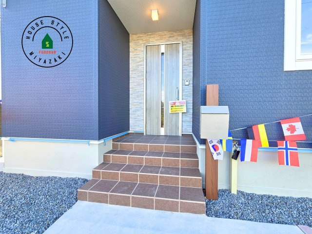 宮崎市田野町井倉モデル（4号棟）の玄関|おでかけの時も帰った時も、「我が家」を最初に感じでもらえる素敵な空間に。