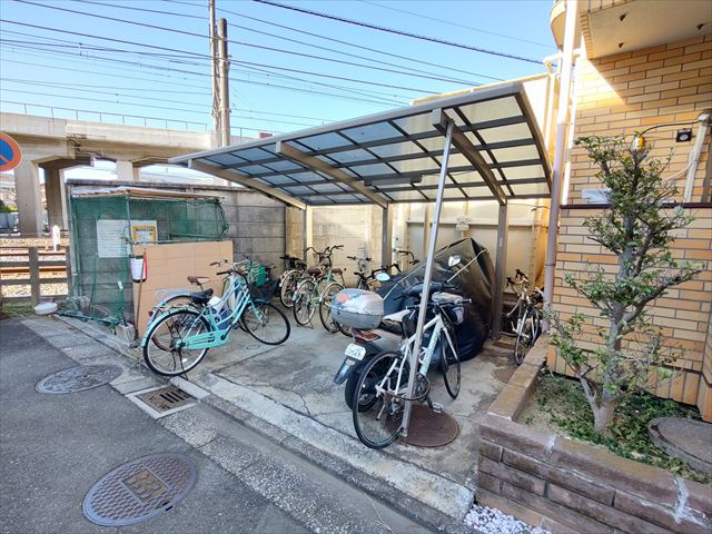 【駐輪場】の画像