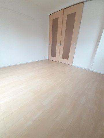 グレイス・ベル　Ⅱの居間・リビング|明るい室内です☆