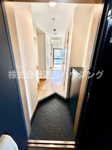 サングレートESAKAⅡの玄関