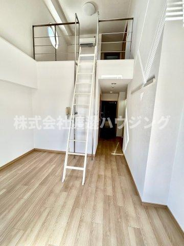 サングレートESAKAⅡの内装