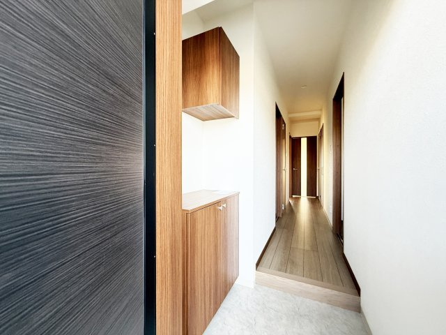ソレイユeの玄関