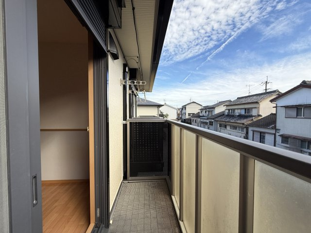 IVY COURTA棟のバルコニー