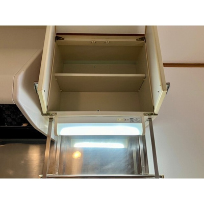 【キッチン】 | 吊戸棚