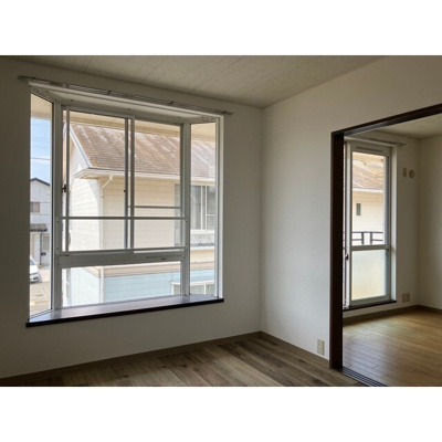 【居間・リビング】 | 洋室・南東側