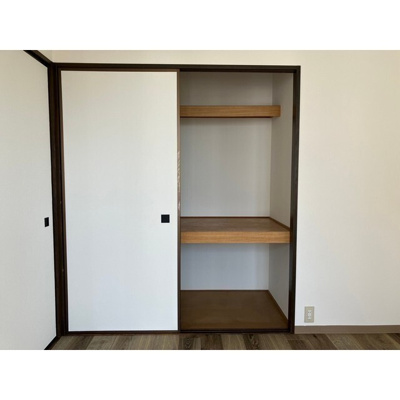 【収納】 | 南東側洋室・押入れ