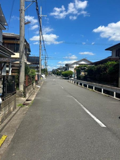 【前面道路含む現地写真】