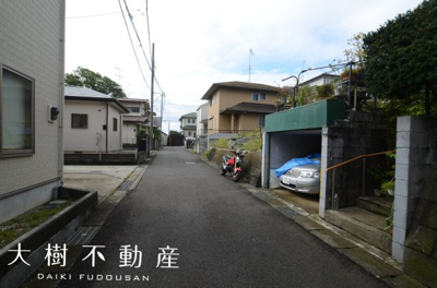 【前面道路含む現地写真】 | 海老名市杉久保北５丁目　売地　全１区画【仲介手数料無料】
