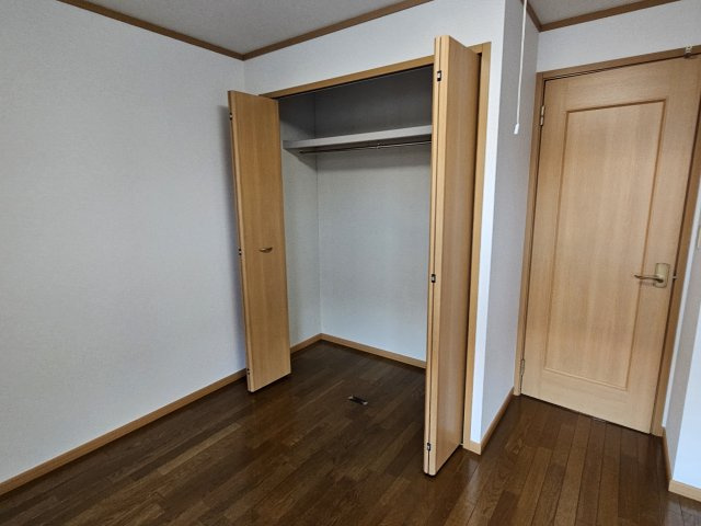 三木市平田のアパートの収納