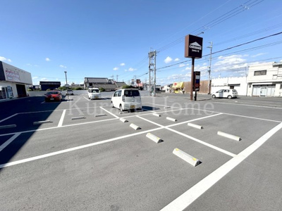 【駐車場】 | 葛城市ロードサイド複合施設