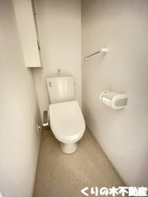 【トイレ】 | グランディール本町Ａ | コンパクトで使いやすいトイレです